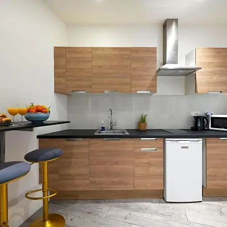 Modern Studio- Francois Mitterand Library Appartement *