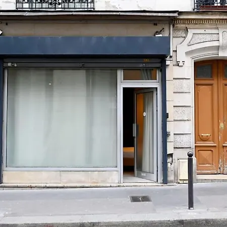 Modern Studio- Francois Mitterand Library