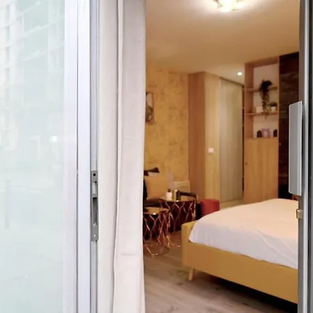 Modern Studio- Francois Mitterand Library Apartament *
